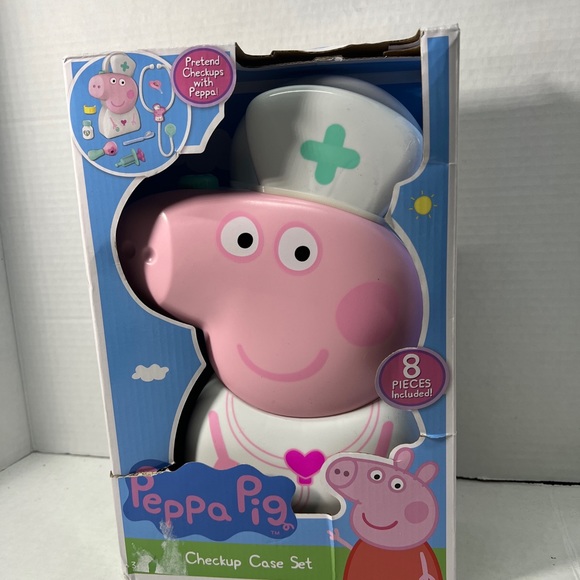 PEPPA PIG 🐷CHECKUP CASE SET- NEW - Picture 4 of 5